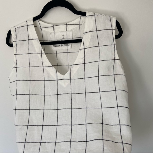 SOLD Not Perfect Linen V Neck Large Check Print Tank size S/M - Picture 9 of 11